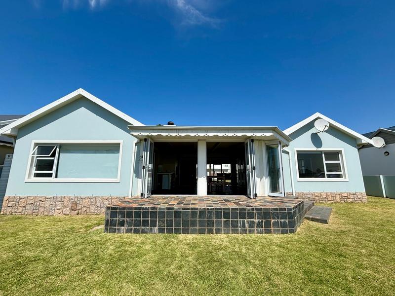 3 Bedroom Property for Sale in Marina Martinique Eastern Cape